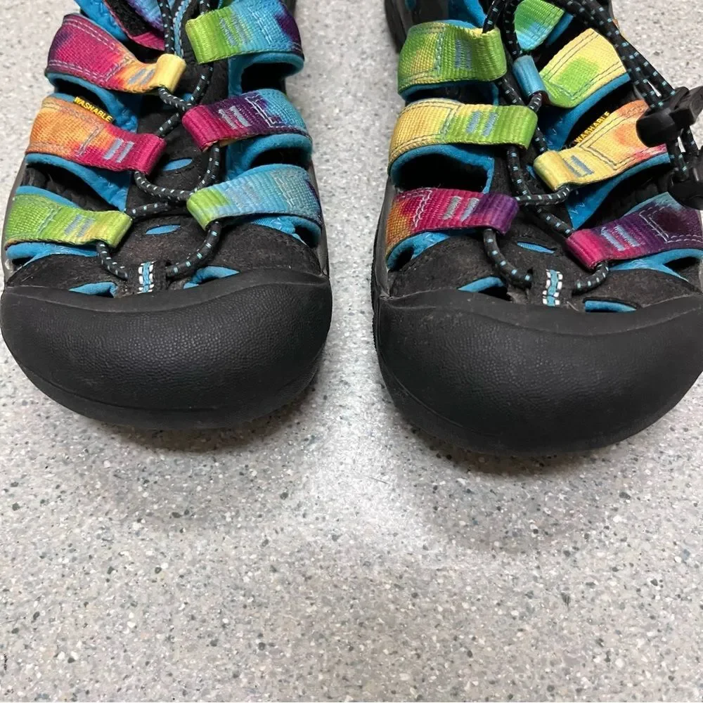 KEEN OUTDOOR Newport H2 Sandals Rainbow Tie Dye Big Kids 5 Unisex